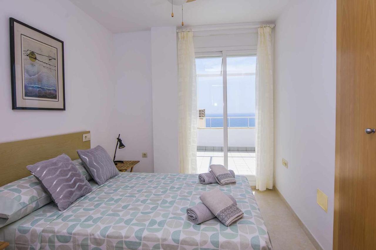 El Horizonte Piscinaterraza Y Vistas Apartment Карбонерас Екстериор снимка